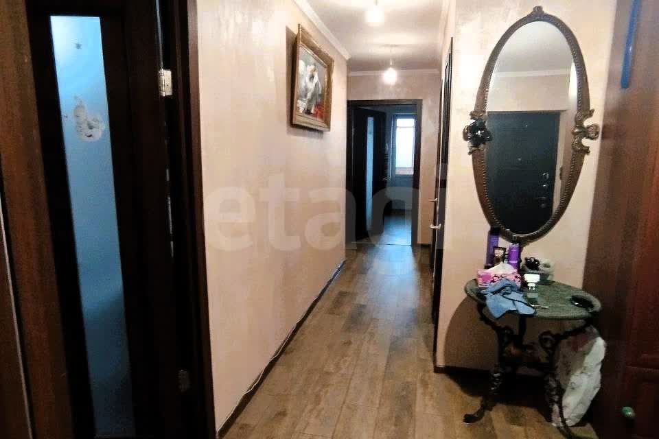 Продаётся 3-комнатная квартира, 61.7 м²