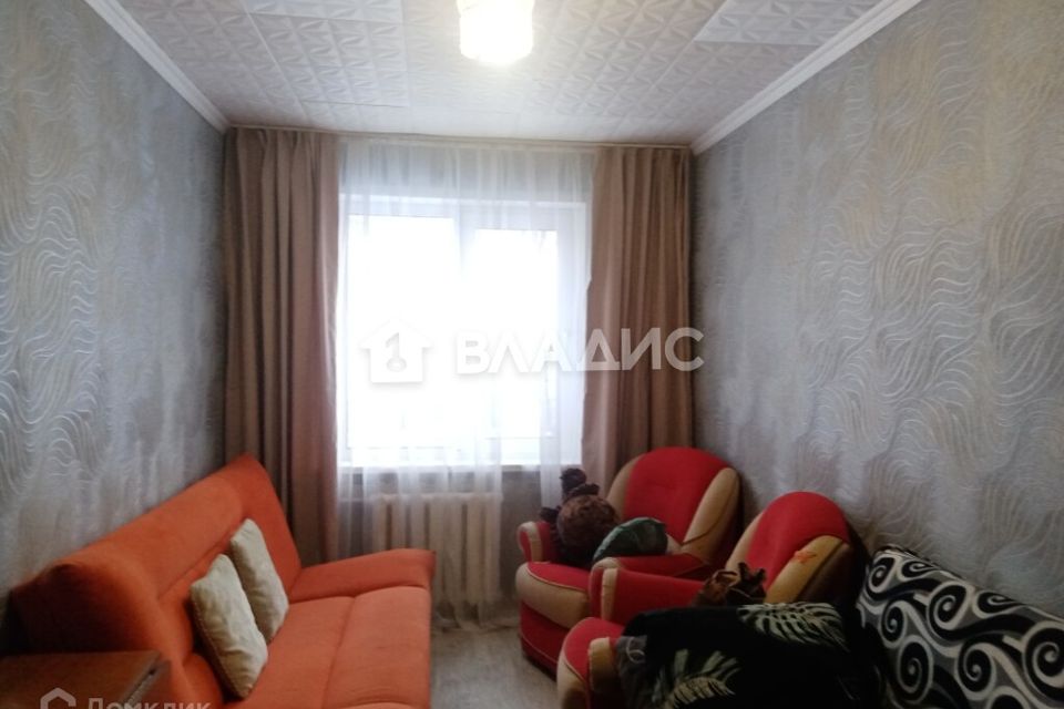 Сдаётся комната в 3-комн. квартире, 13.5 м²