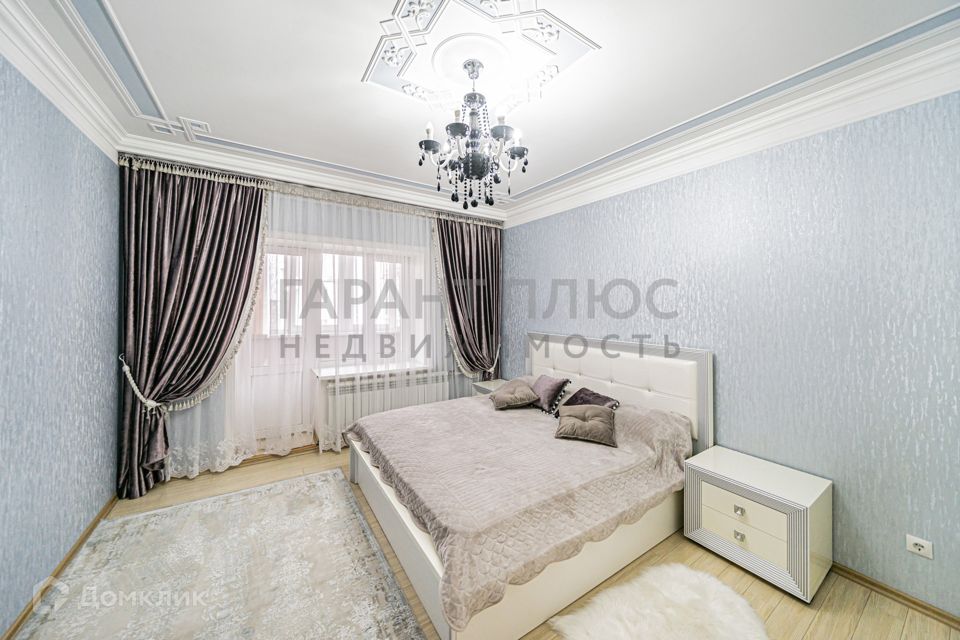 Продаётся 4-комнатная квартира, 124.4 м²