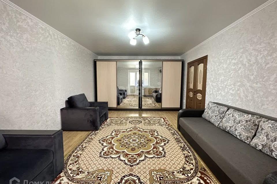 Продаётся 2-комнатная квартира, 65.6 м²