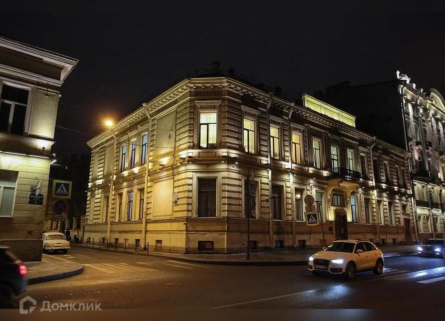 Продаётся 5-комнатная квартира, 315.1 м²