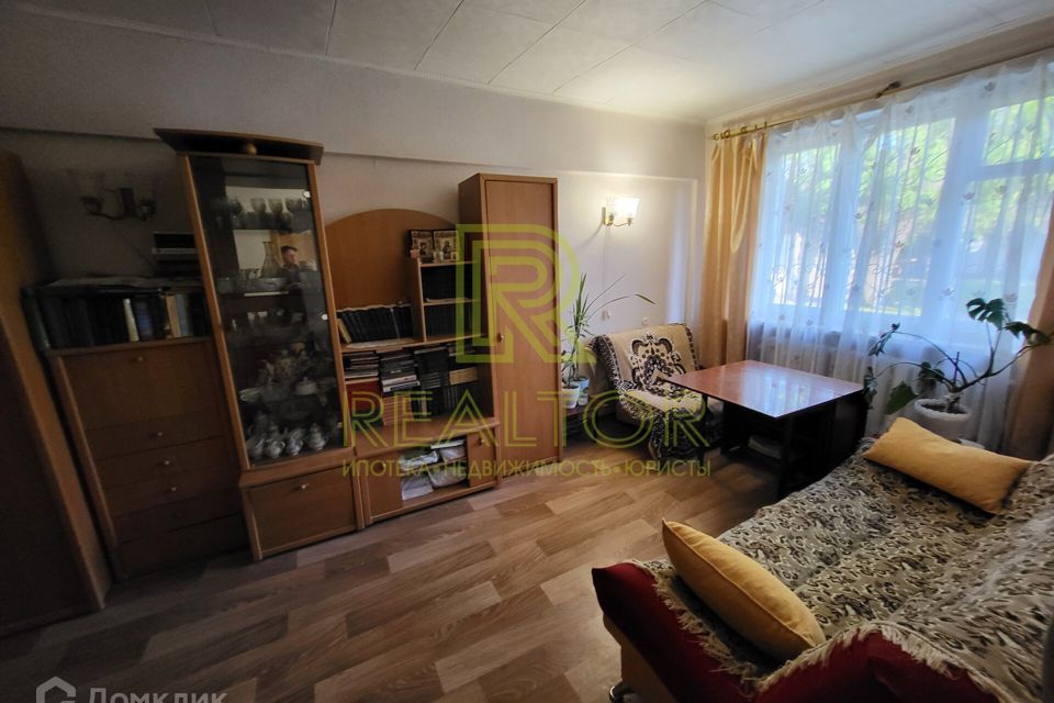 Продаётся 2-комнатная квартира, 40.6 м²