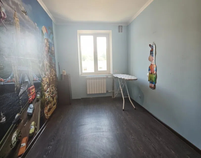Продаётся 3-комнатная квартира, 58.2 м²