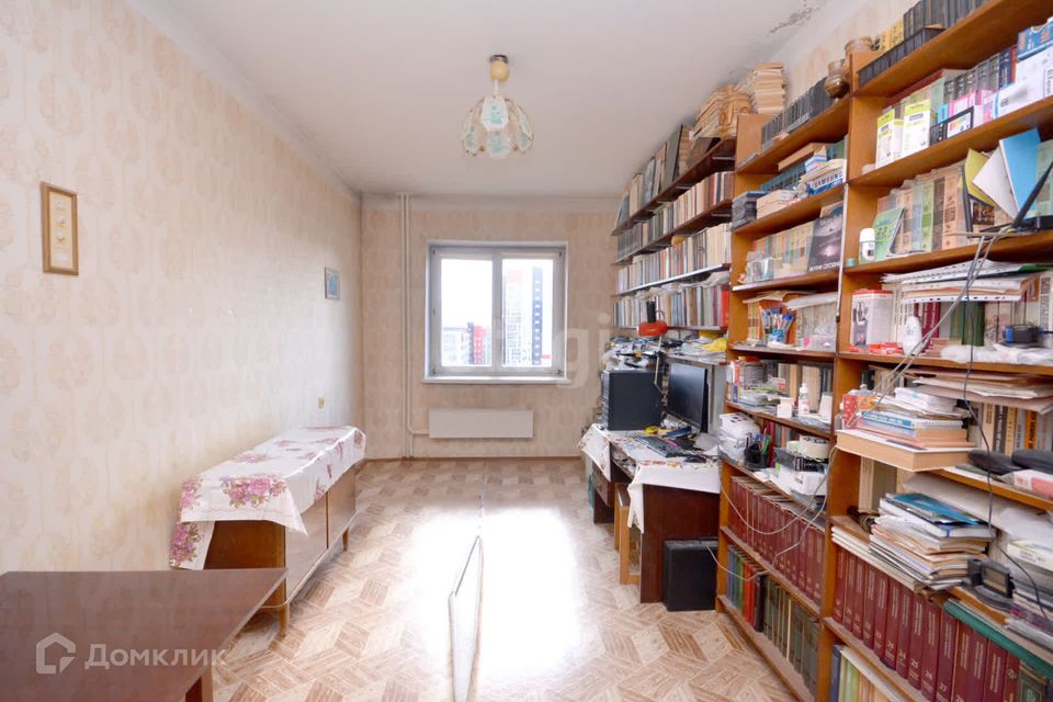 Продаётся 4-комнатная квартира, 106.3 м²