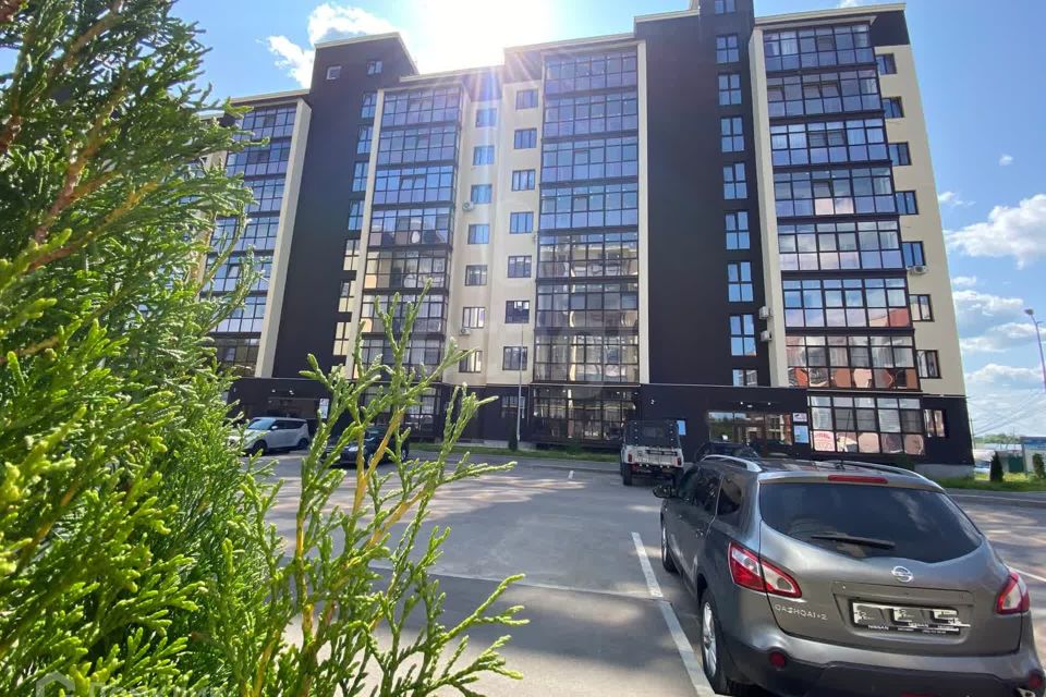 Продаётся 2-комнатная квартира, 60.8 м²
