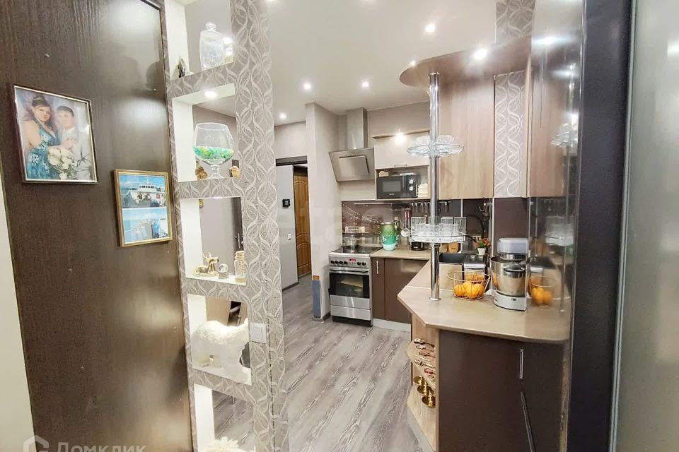 Продаётся 1-комнатная квартира, 53 м²