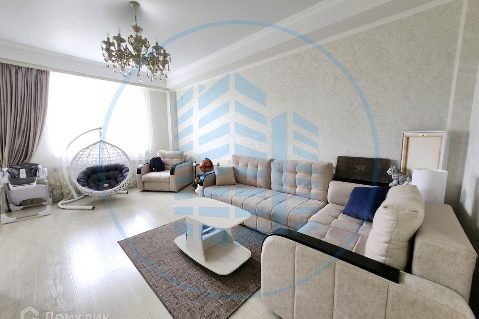 Продаётся 3-комнатная квартира, 117 м²