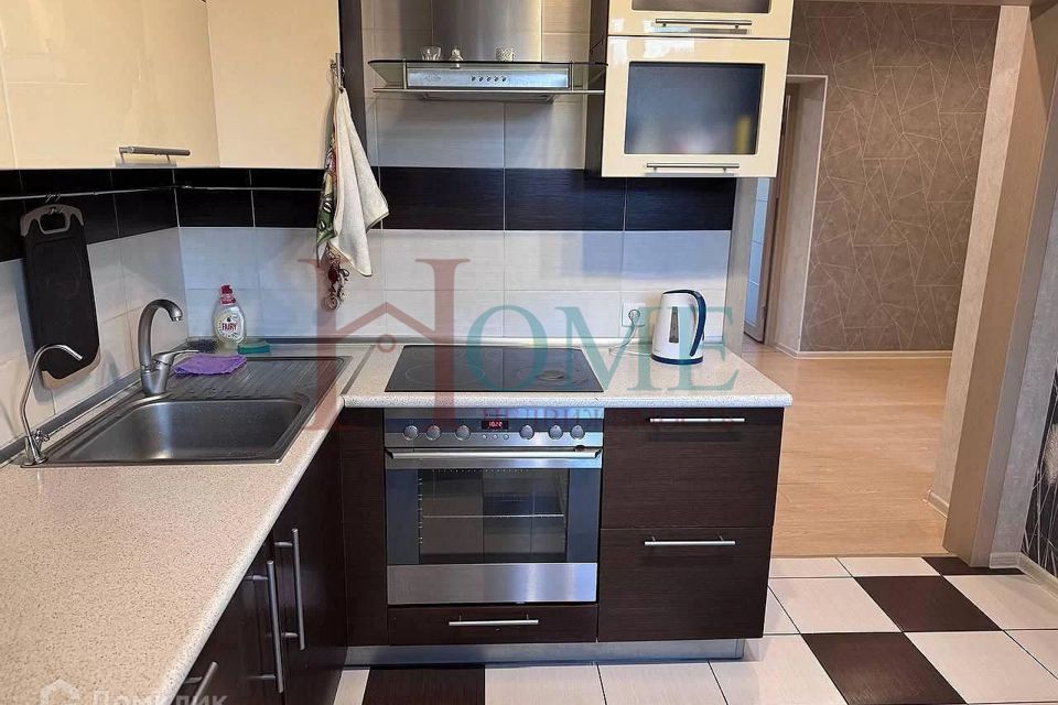 Сдаётся 2-комнатная квартира, 60 м²