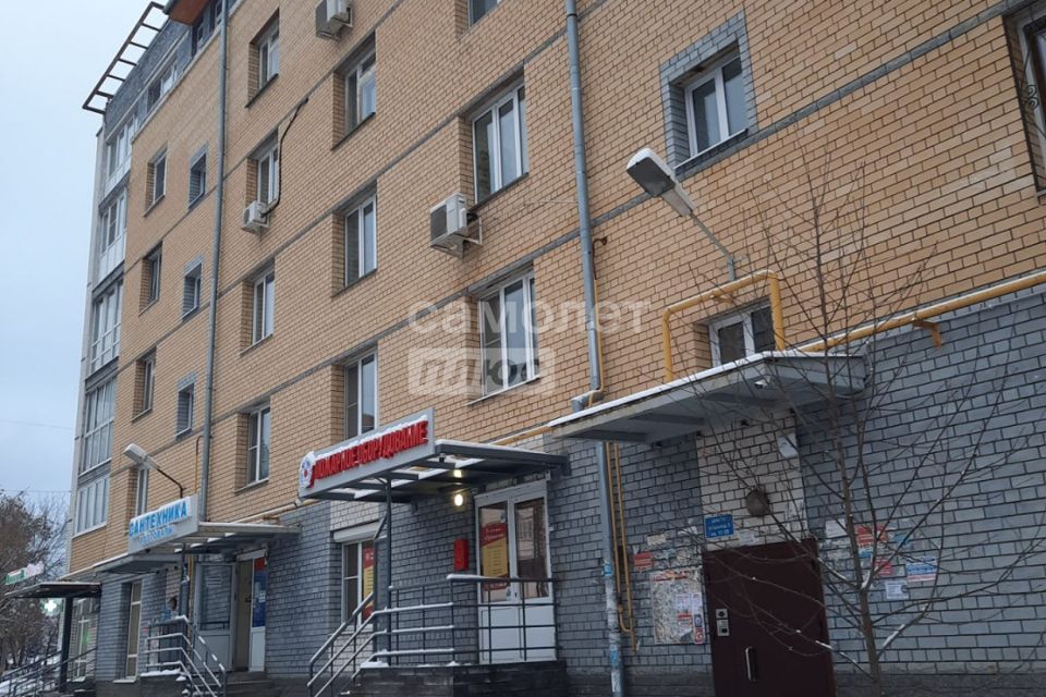 Продаётся 1-комнатная квартира, 62.4 м²