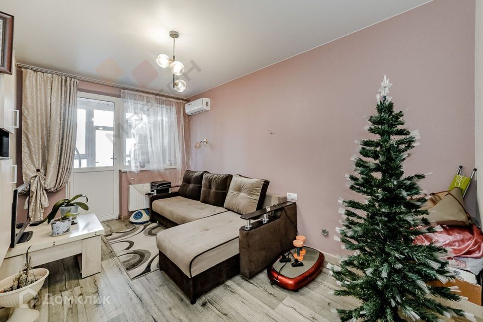 Продаётся 2-комнатная квартира, 127.6 м²