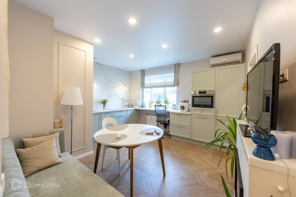 Продаётся 2-комнатная квартира, 62.6 м²