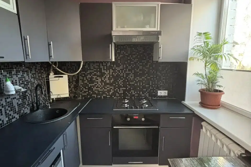 Продаётся 2-комнатная квартира, 40.9 м²