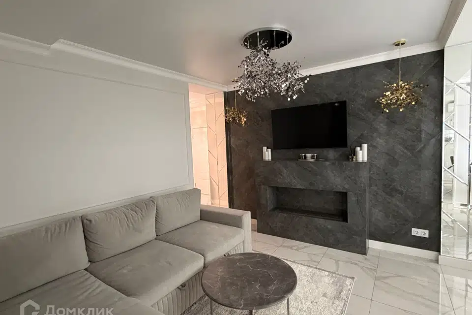 Продаётся 3-комнатная квартира, 100 м²
