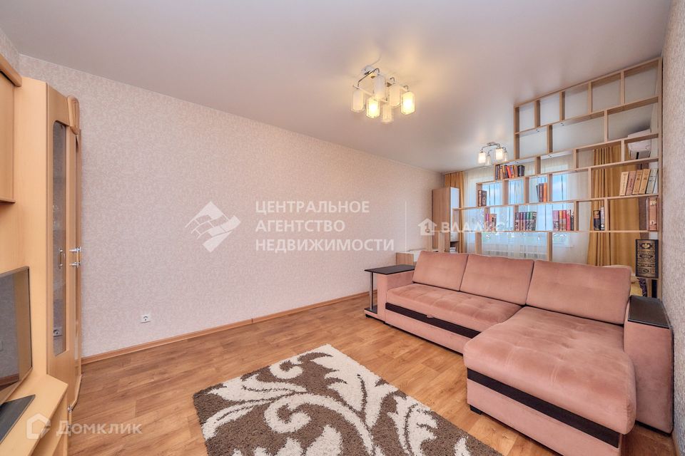 Продаётся 2-комнатная квартира, 67.2 м²