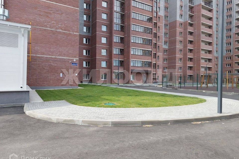 Продаётся 1-комнатная квартира, 42.1 м²