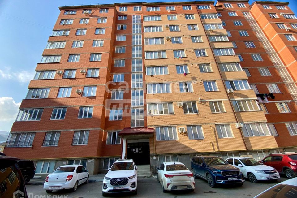 Продаётся 3-комнатная квартира, 100 м²