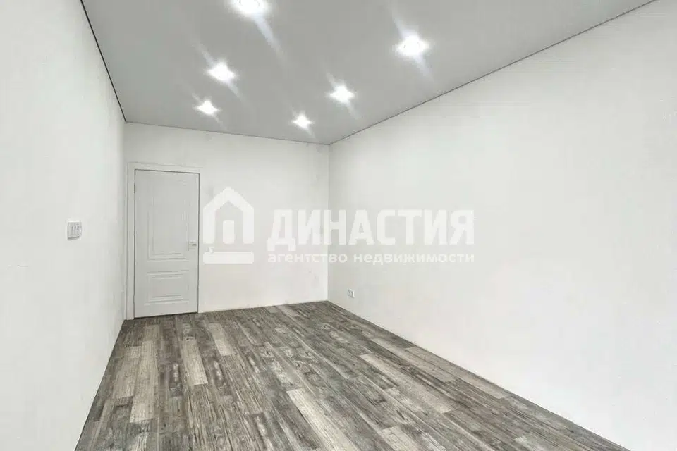 Продаётся 1-комнатная квартира, 56.62 м²