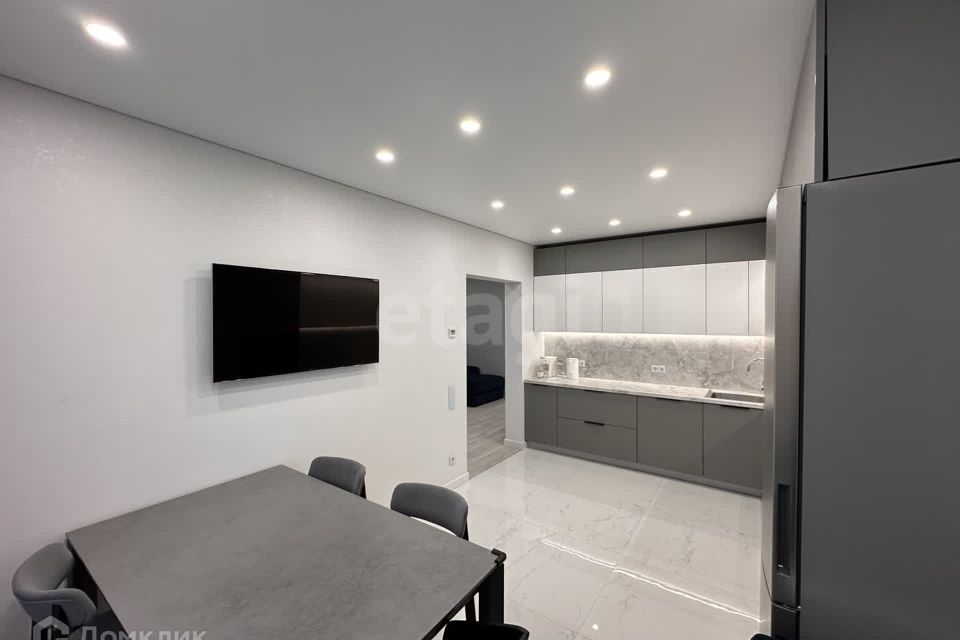 Продаётся 2-комнатная квартира, 67.5 м²