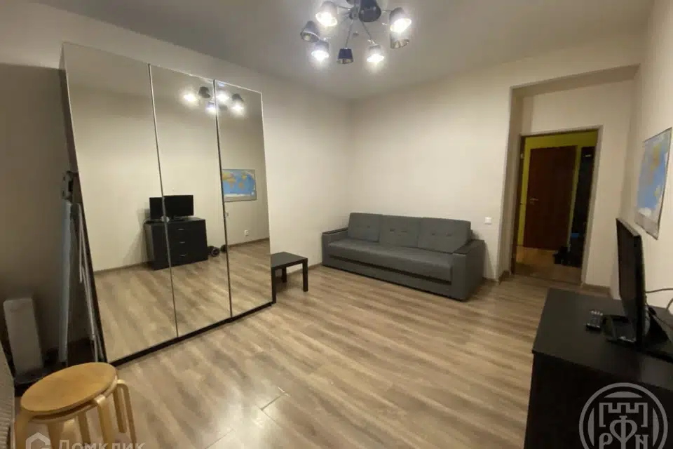 Продаётся 2-комнатная квартира, 69.8 м²