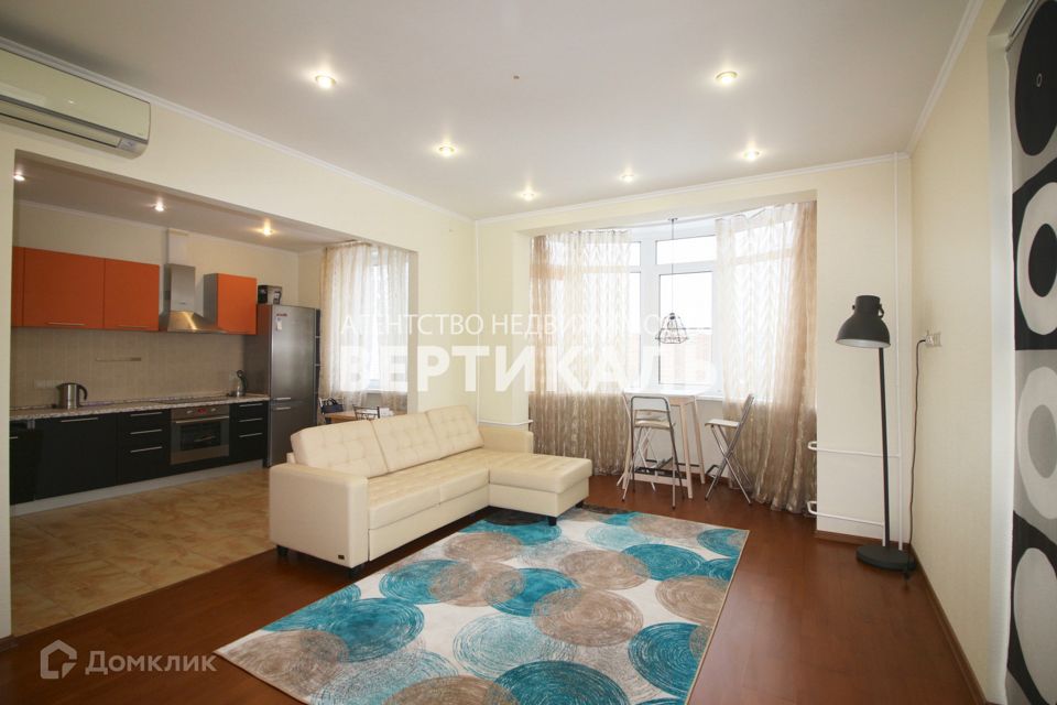 Сдаётся 2-комнатная квартира, 70 м²