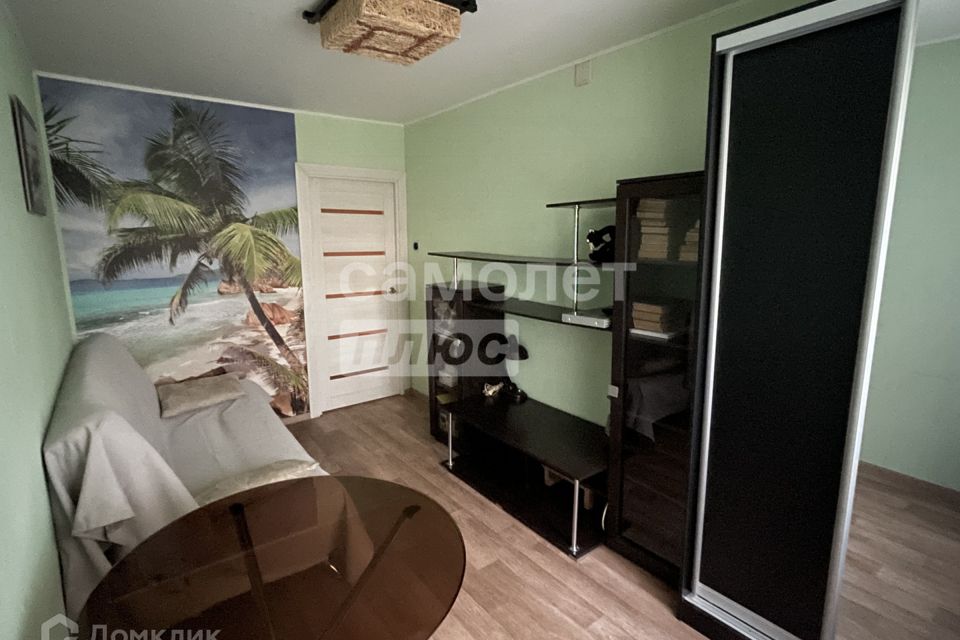Продаётся 3-комнатная квартира, 56.4 м²