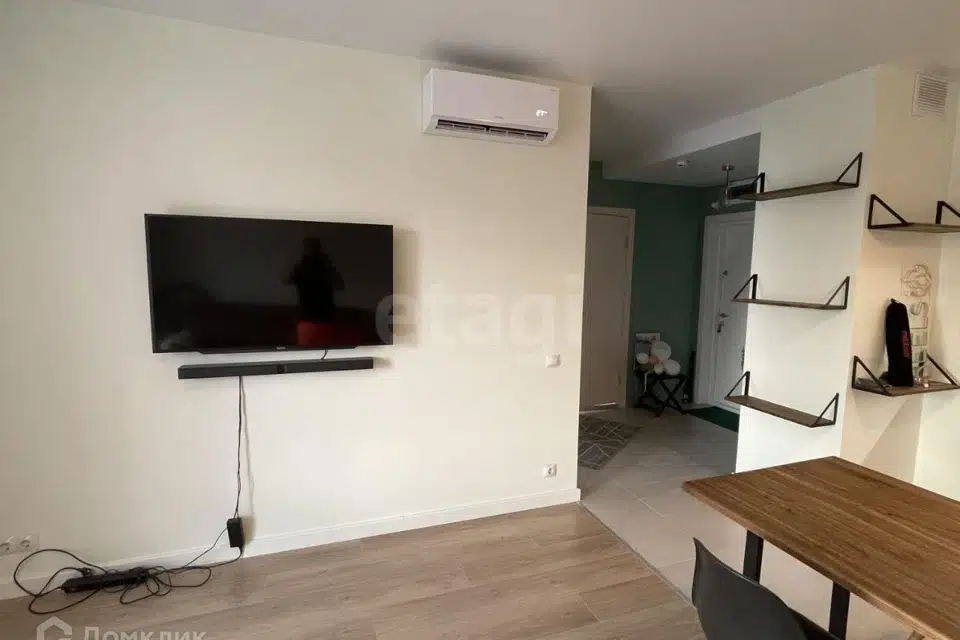 Продаётся 1-комнатная квартира, 44 м²