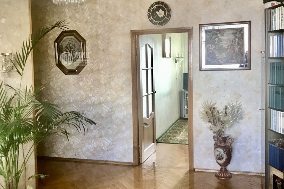 Продаётся 3-комнатная квартира, 63.5 м²