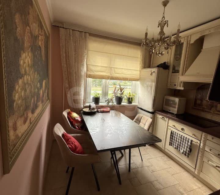 Продаётся 2-комнатная квартира, 53.2 м²