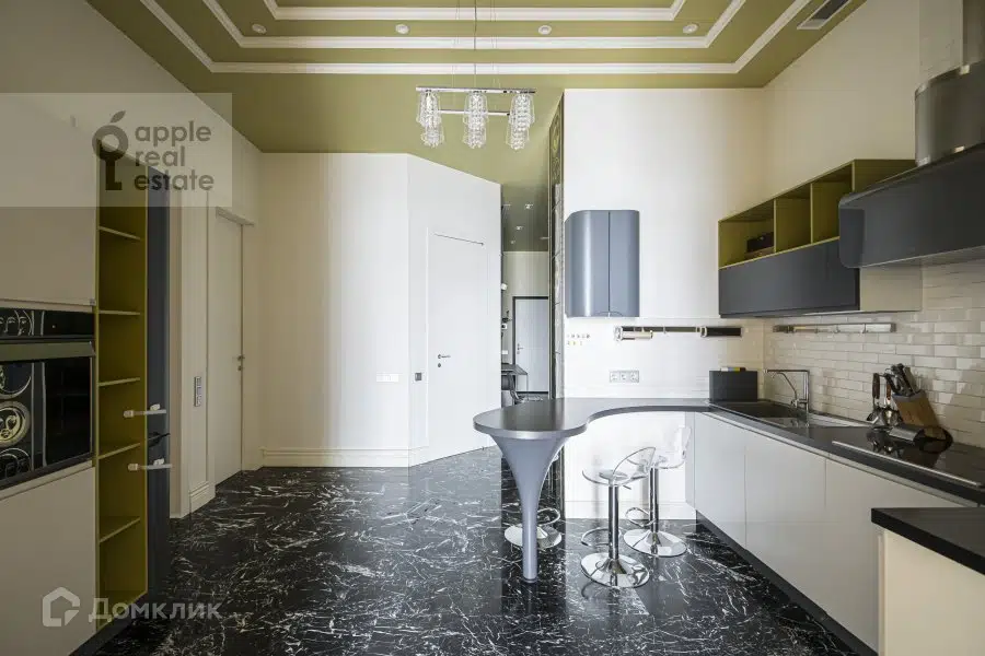 Продаётся 3-комнатная квартира, 100.9 м²