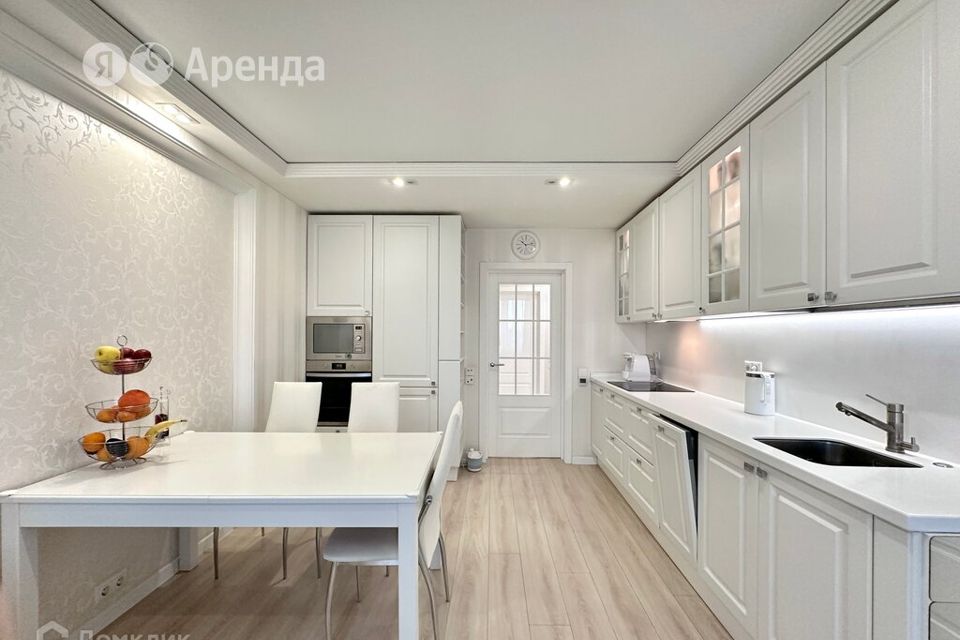 Сдаётся 2-комнатная квартира, 67 м²