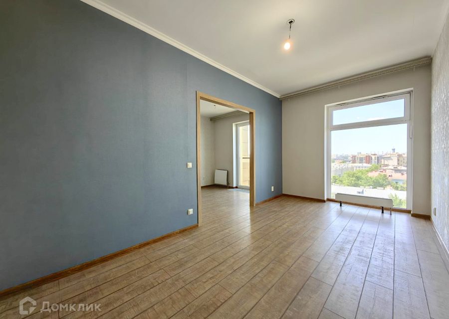 Продаётся 3-комнатная квартира, 90 м²