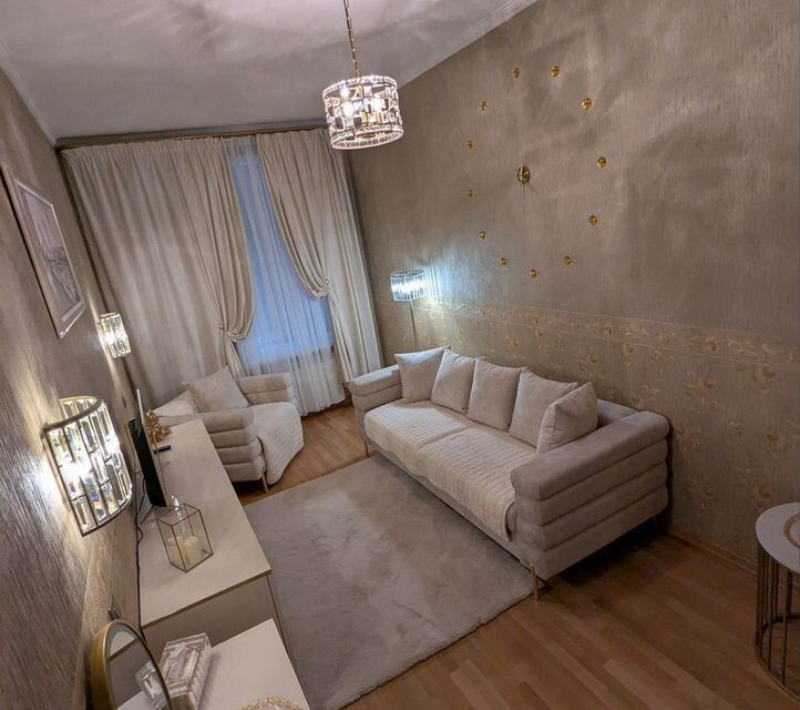 Сдаётся 2-комнатная квартира, 63.6 м²