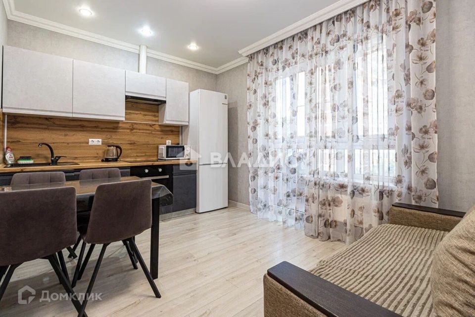Продаётся 2-комнатная квартира, 61 м²