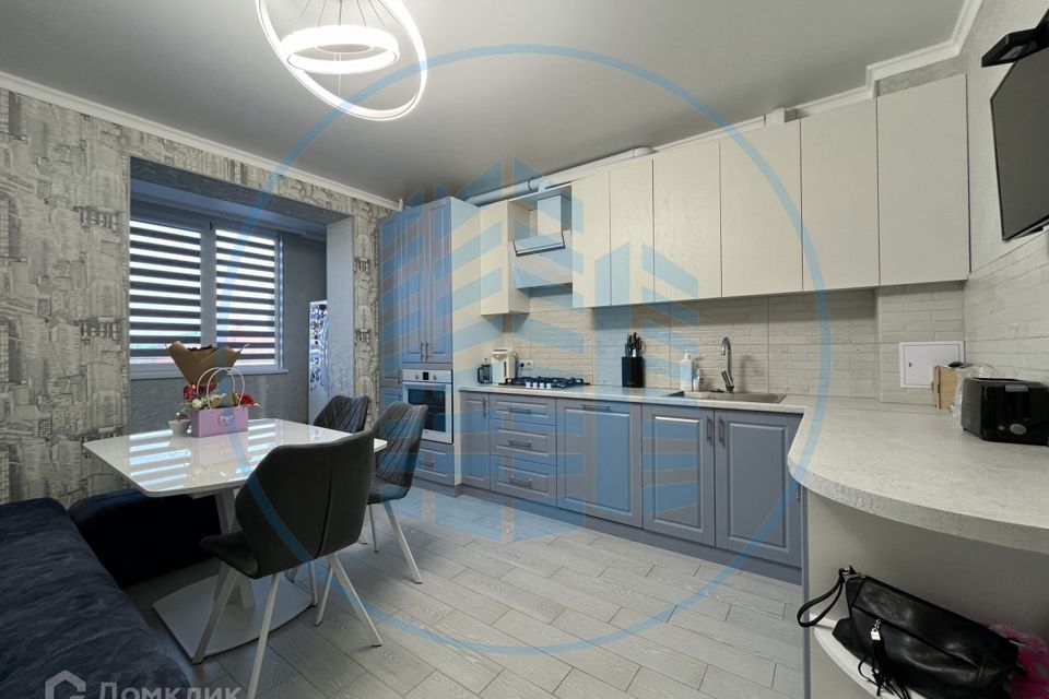 Продаётся 2-комнатная квартира, 79.2 м²