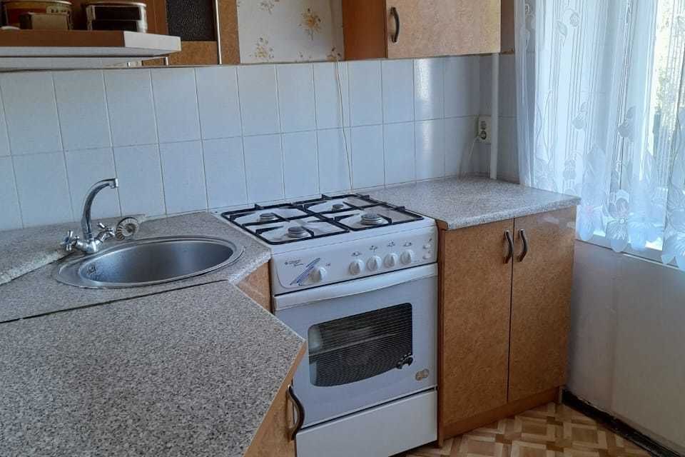 Продаётся 3-комнатная квартира, 56.5 м²