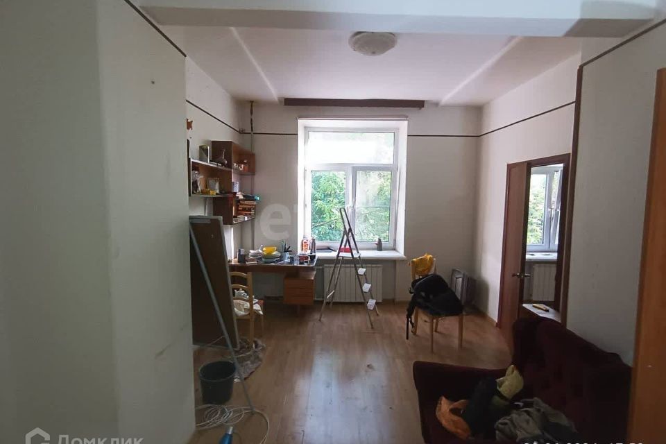 Продаётся 4-комнатная квартира, 75 м²