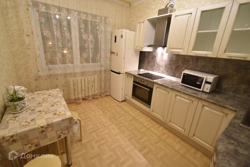 Сдаётся 1-комнатная квартира, 43 м²