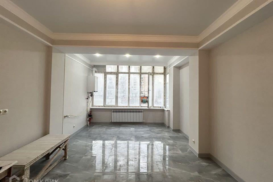 Продаётся 1-комнатная квартира, 85 м²