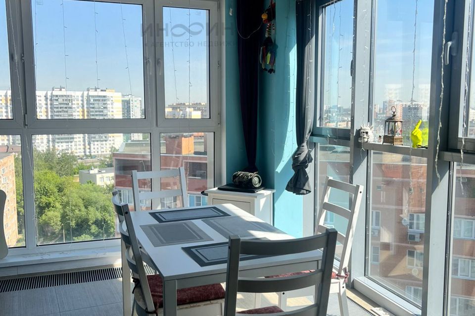 Продаётся 2-комнатная квартира, 63.7 м²