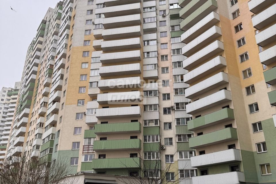 Продаётся 1-комнатная квартира, 49.7 м²