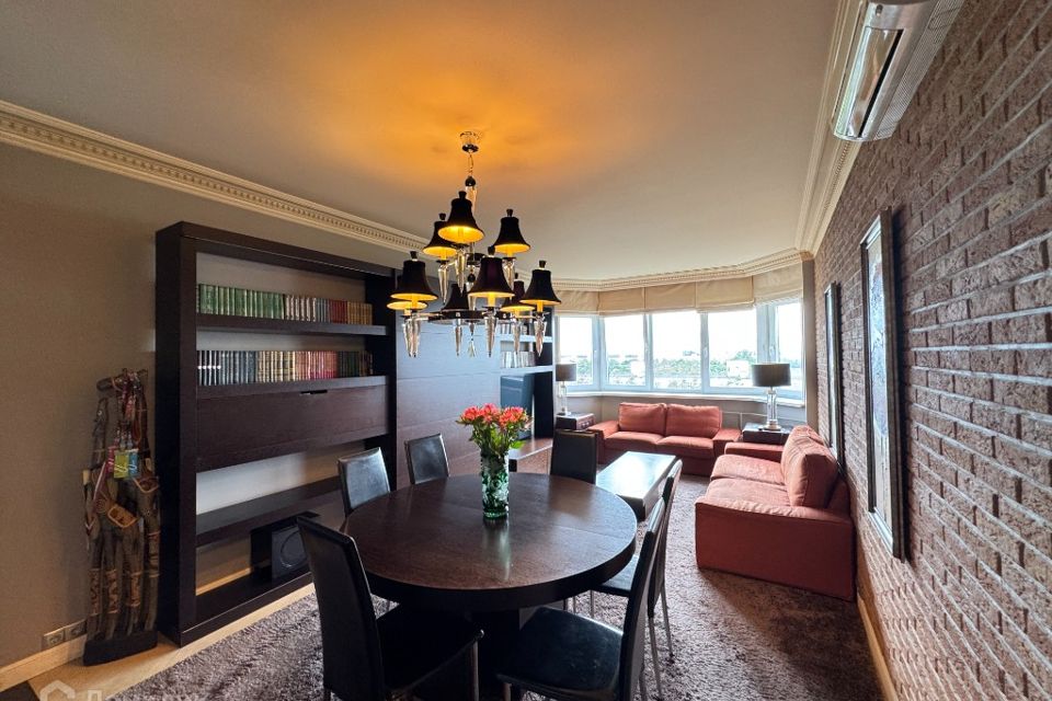 Продаётся 4-комнатная квартира, 80.6 м²