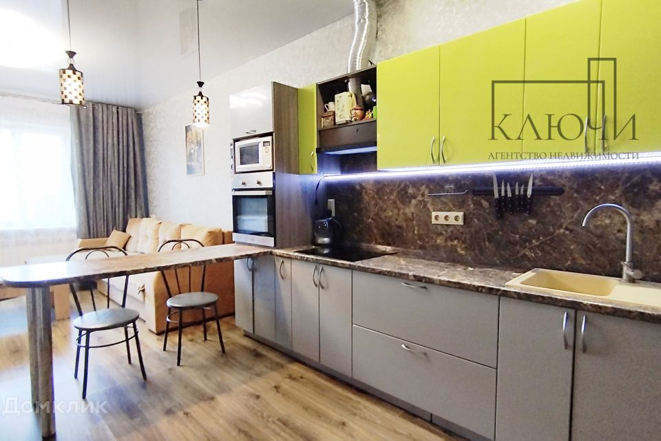Продаётся 3-комнатная квартира, 90.8 м²