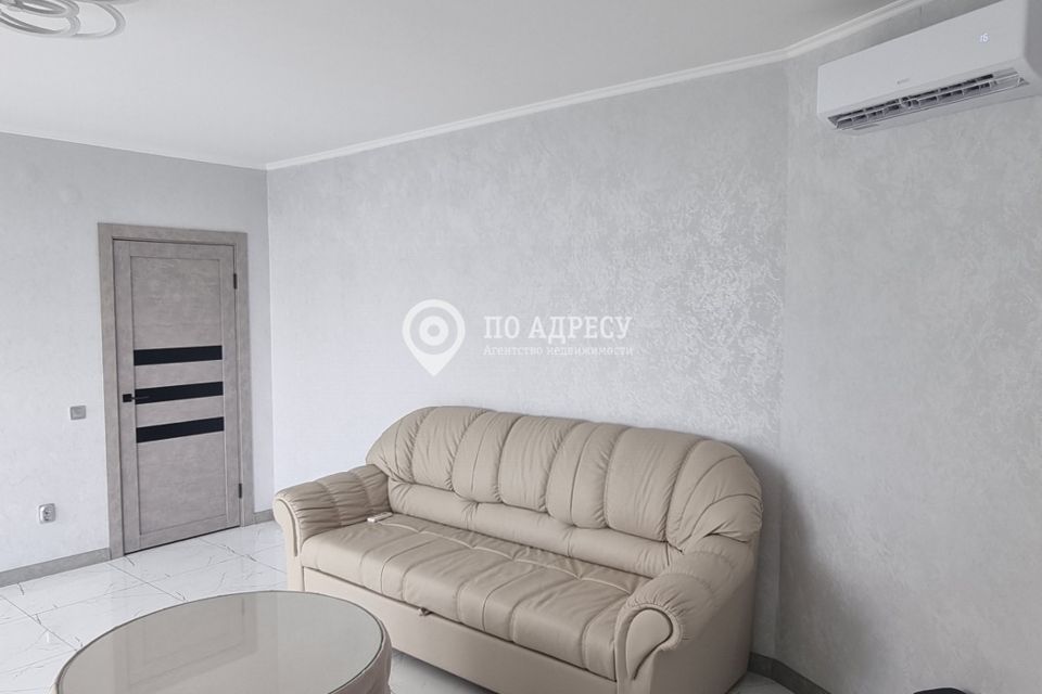 Сдаётся 2-комнатная квартира, 67 м²