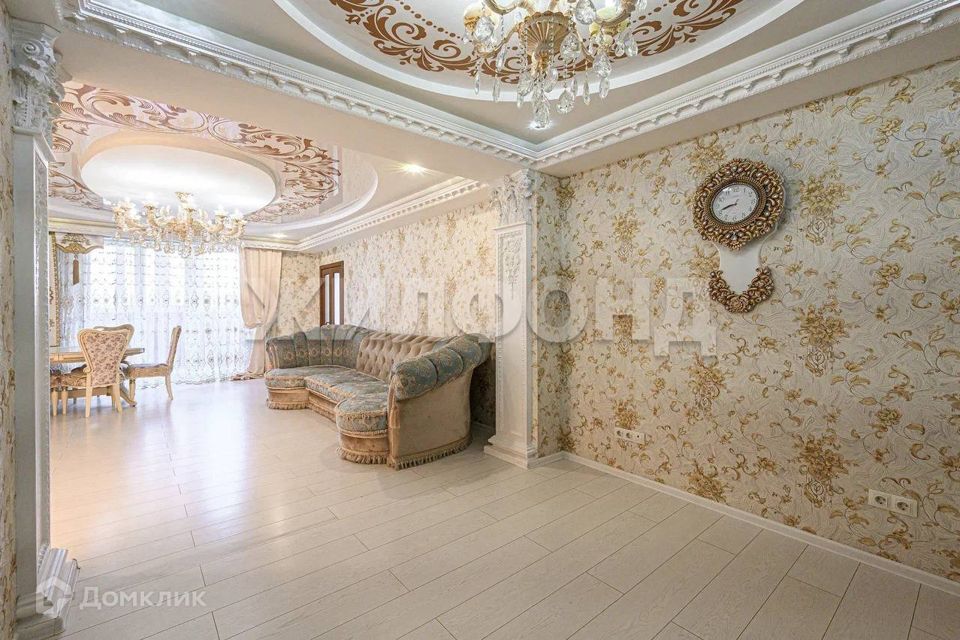 Продаётся 4-комнатная квартира, 120 м²