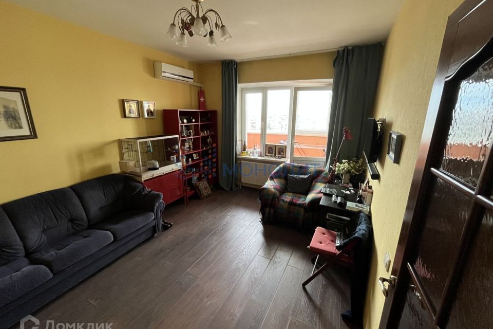 Продаётся 1-комнатная квартира, 43.6 м²