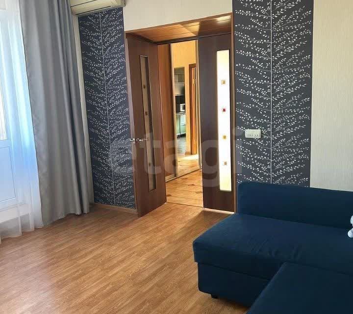 Сдаётся 2-комнатная квартира, 63 м²