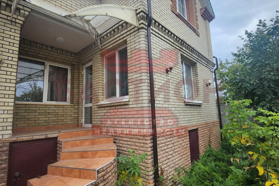 Продаётся таунхаус, 2-эт., 271 м²