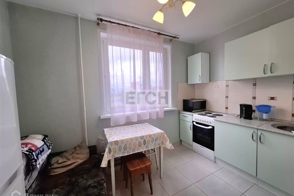 Сдаётся 1-комнатная квартира, 38 м²
