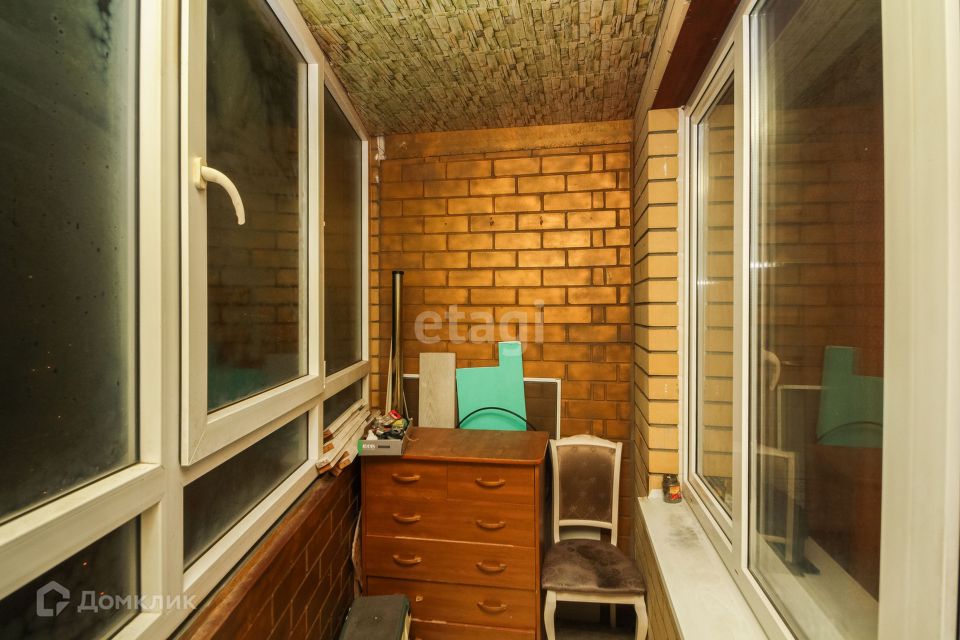 Продаётся 1-комнатная квартира, 62.9 м²