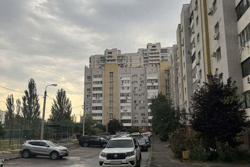 Продаётся 2-комнатная квартира, 73.2 м²